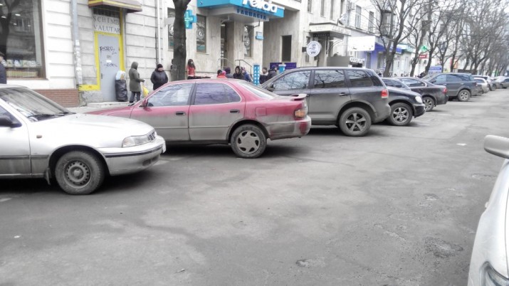 Автомобили