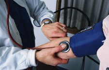 Гипертония давление тонометр врач медик