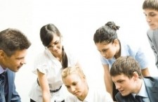 tineri salariati молодежь