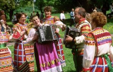 славяеский ансамбль