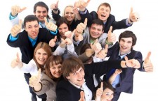 tinerii молодежь