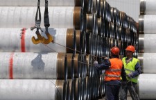 Перед укладкой на дно Черного моря трубы для Морского газопровода Южный поток складируются в портах Бургас и Варна, Болгария.