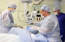 Операция по удалению катаракты