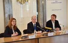 17002345_big1490609519