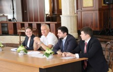 36752596_1853397678051866_6032281648836378624_n